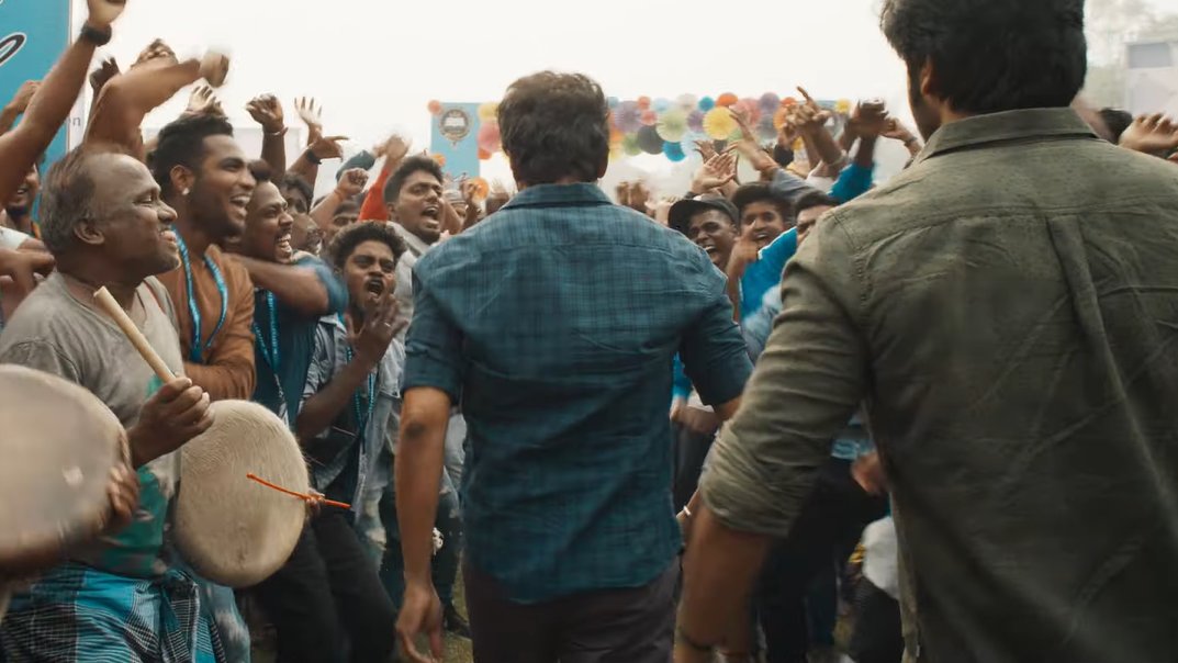 Aswin304's tweet photo. #25DofColossalBBMaster😍💥

@actorvijay 🙏 https://t.co/H7AXGguTZs