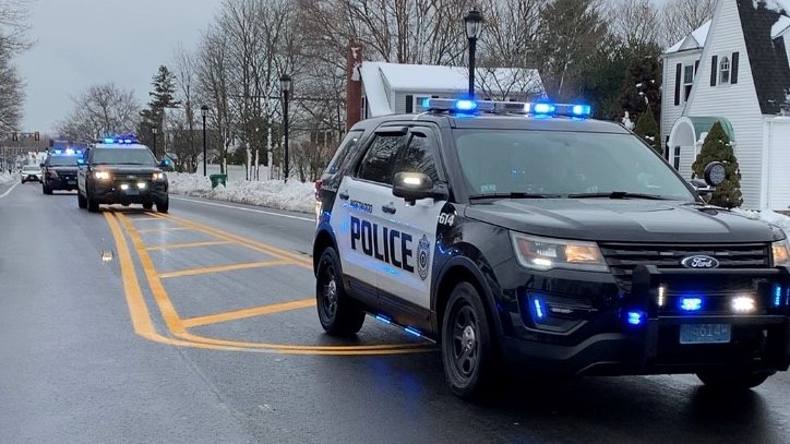 WestwoodPD's tweet photo. Today we had the honor of assisting @bostonpolice with their escort of 6 year old #MightyQuinn to his last Chemo treatment @DanaFarber #StayStrongQuinn https://t.co/XeCGcGfDWF