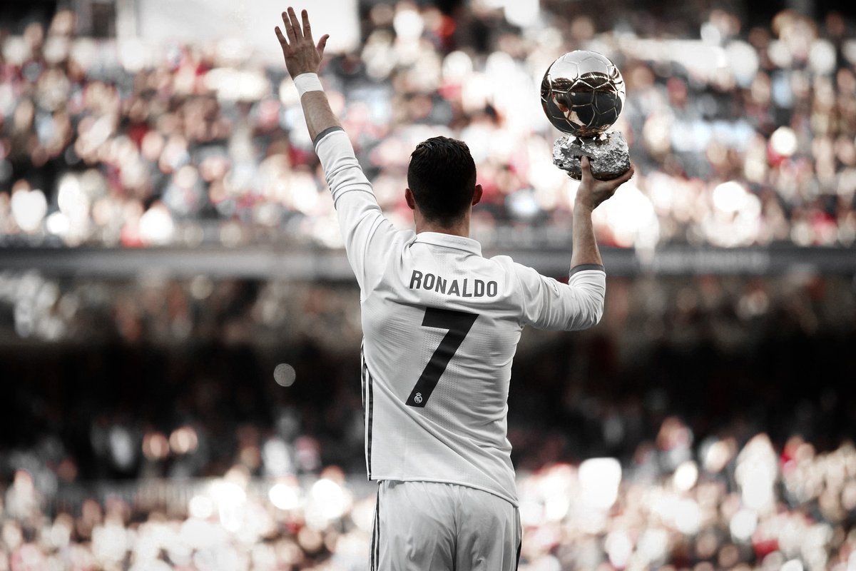 CR7Brasil's tweet photo. 🏟 1043 jogos
⚽ 762 gols
🅰️ 264 assistências
🏆 33 Títulos
🏆 5 Champions
🏆 4 Mundial de Clubes
🏆 3 Premier League
🏆 2 La Liga
🏆 2 Série A
🏆 Eurocopa
🏆 Nations League
🥇 5x Bola de Ouro
🥇 4x Chuteira de Ouro

Simplesmente Cristiano Ronaldo. 🐐 #CR36 https://t.co/Hznvx1BEmH