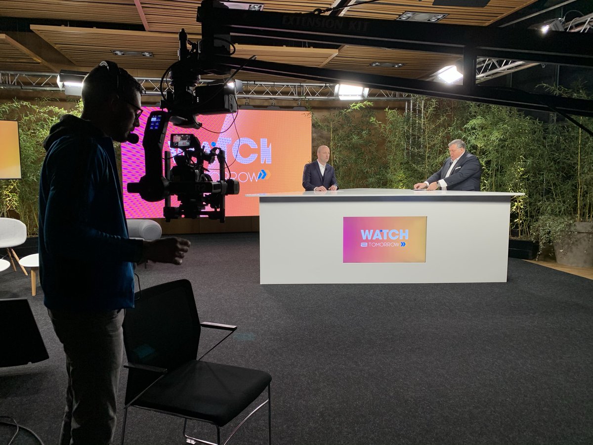AgenceMirada's tweet photo. Aujourd'hui, nous avons réalisé la digitalisation de la convention annuelle de la direction générale de @SamsicGroupe :
-Plateau TV au cœur même de leurs locaux
-Captation multicam
-Diffusion multilingue à l’international
Et une grande fierté pour cette première collaboration https://t.co/gd4yiIzcQV