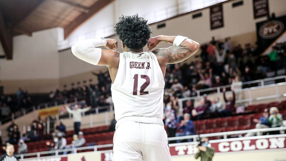 Another electric performance from the freshman last night.

25 𝗽𝗼𝗶𝗻𝘁𝘀, 9 𝗮𝘀𝘀𝗶𝘀𝘁𝘀, 2 𝘀𝘁𝗲𝗮𝗹𝘀

<a href="/icyywen/">WENDELL GREEN JR ✞❤️‍🩹</a> now ranks 2nd in the OVC in scoring (17.8 ppg) and 1st in assists (5.9 apg) during conference play! 👀