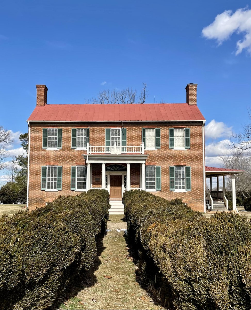 SanduskyHouse's tweet image. The #sanduskyhouse is beautiful, no matter the season! 😍

#lynchburgva #sanduskyhouse #nature #virginiaisforlovers #beautifulskies #naturephotography #winter
