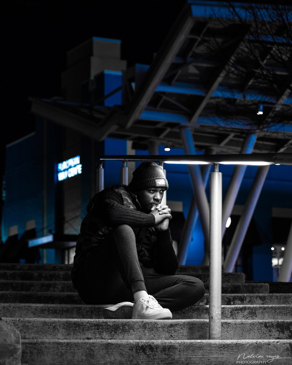 Yosi4real1's tweet photo. Different ๐
Vol. 2
๐ธ๐ @iam_nr50
โข
โข
โข
โข
#model #njmodel #mdmodel #headshots #photography #explore #explorepage #model #lights #blue #walking #outfits #viral #modelsearch
#modelshoot #modelagency https://t.co/TV1ycnQ0C6