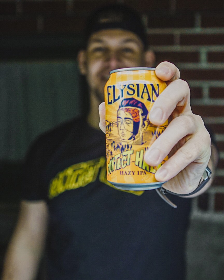 Citrus on point. Unique hop combo without the bitterness. Let's cheers to the haze!