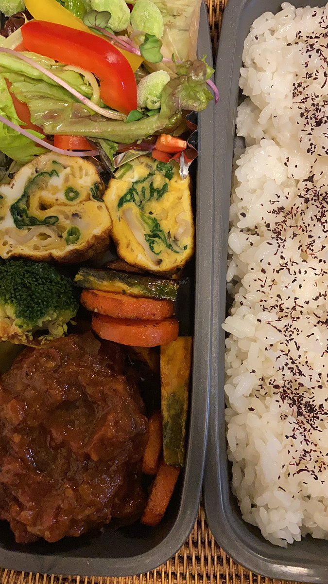 Terumi Hashfish おはようございます 結局 息子ちゃんは学校があってお弁当 おとうさんはいつもより早くスノボーに出かけて朝ごはんの準備もばったばた でもお弁当超美味しいヤツだよ お弁当 煮込みハンバーグ ソースが美味しい Terumi Hashfish おはようございます 結局 息子ちゃんは学校があってお弁当 おとうさんはいつもより早くスノボーに出かけて朝ごはんの準備もばったばた でもお弁当超美味しいヤツだよ お弁当 煮込みハンバーグ ソースが美味しい