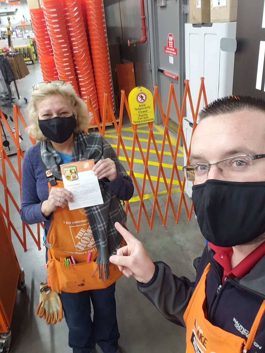 Blake Umber (@thd_umber) on Twitter photo Took a minute to recognize our head cashier Tammy for having an awesome customer compliment and leading the charge helping us make our credit goal by Friday morning! <a href="/SitterlyBrandon/">Brandon Sitterly</a> <a href="/PabstBen/">Ben Pabst</a> <a href="/CynthiaR_THD/">Cynthia Rodriguez</a> <a href="/lydvr3/">Lydia Villar</a> @SCMJenny @Dan68621 Took a minute to recognize our head cashier Tammy for having an awesome customer compliment and leading the charge helping us make our credit goal by Friday morning! <a href="/SitterlyBrandon/">Brandon Sitterly</a> <a href="/PabstBen/">Ben Pabst</a> <a href="/CynthiaR_THD/">Cynthia Rodriguez</a> <a href="/lydvr3/">Lydia Villar</a> @SCMJenny @Dan68621