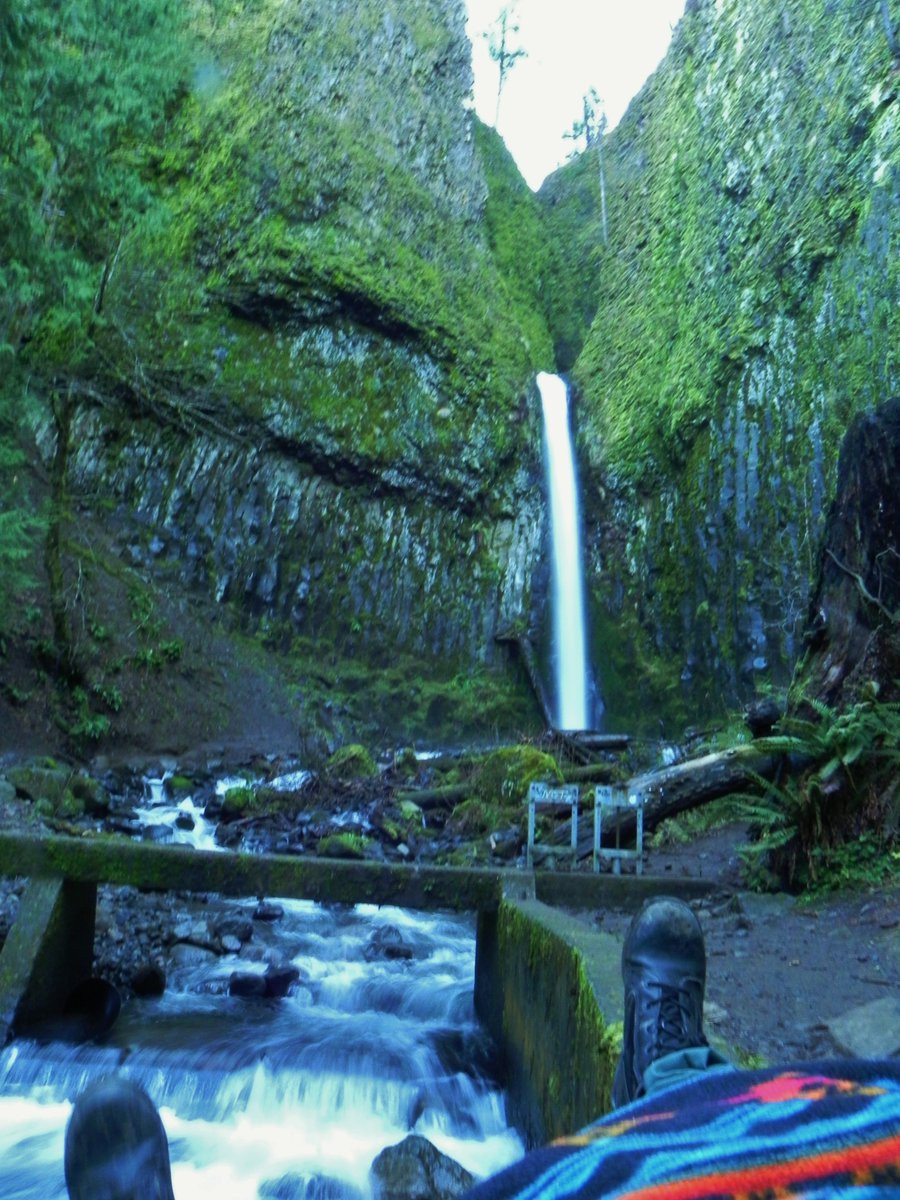 sporeborg's tweet image. I'm not entirely sure what to use this account for, so here's a photo dump from my recent adventures - love me a slow shutter speed &amp;amp; lens flares