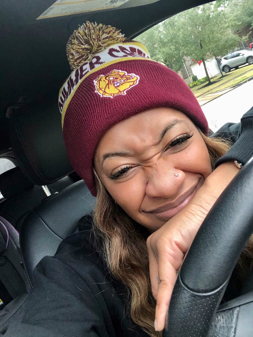 Pretty sure this is my favorite piece of Summer Creek Merch 🥰 Happy February Break!  Get some rest, Bulldogs!