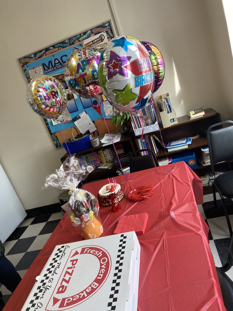 Happy birthday to our amazing principal, Ms. White! 🎉🎊🎁 On behalf of your CES family, we wish you a wonderful day! Enjoy your goodies! <a href="/CentralSchool33/">Central Elementary School</a> <a href="/Gerald_Fitzhugh/">Gerald Fitzhugh II, Ed.D. 👌🏾♦️👌🏾♦️KAY</a> <a href="/ops_district/">Orange Public Schools</a>