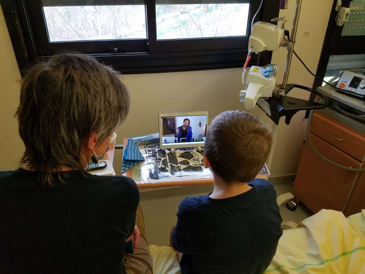 eric_antoine's tweet image. Tellement heureux d’avoir présenté ce mercredi mon spectacle « Connexions » à une cinquantaine d’enfants de l’hôpital Robert-Debré et de l’hôpital Necker, avec l’association @Magiehopital 🤗🤗🤗🤗🙏🏼🙏🏼

Pour aider cette asso ➡️ magie-hopital.com/don