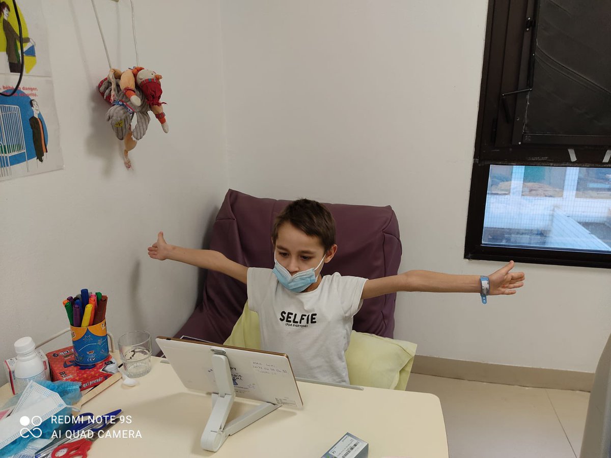 eric_antoine's tweet image. Tellement heureux d’avoir présenté ce mercredi mon spectacle « Connexions » à une cinquantaine d’enfants de l’hôpital Robert-Debré et de l’hôpital Necker, avec l’association @Magiehopital 🤗🤗🤗🤗🙏🏼🙏🏼

Pour aider cette asso ➡️ magie-hopital.com/don