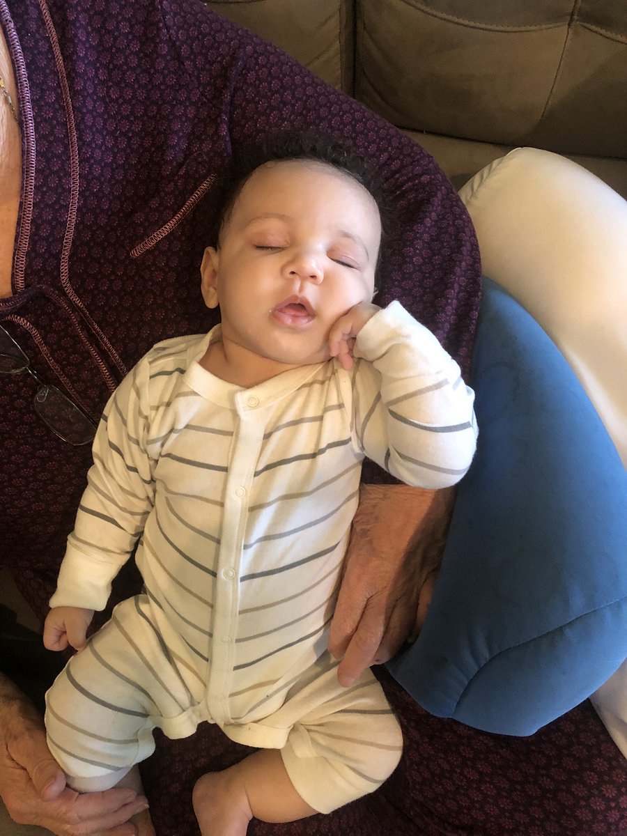 wilrhodes23's tweet photo. Life is hard huh J?? 😂😂 https://t.co/jbAcbv5ogs