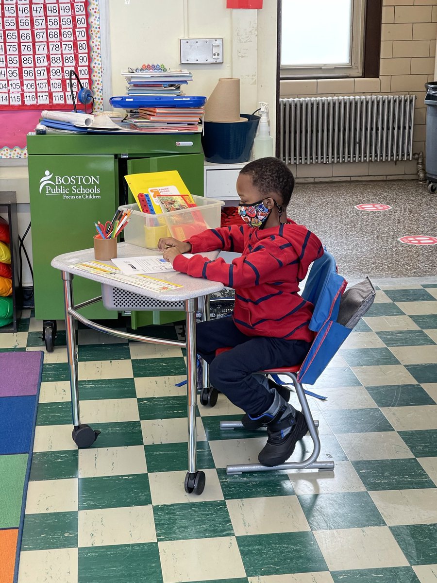jjchittick's tweet photo. We’ve had a wonderful first two days back in our school building. THANK YOU to everyone who worked so hard to make it happen! #BPS #BPSreopening #BPSProud @BCassellius https://t.co/135x2lSR5k