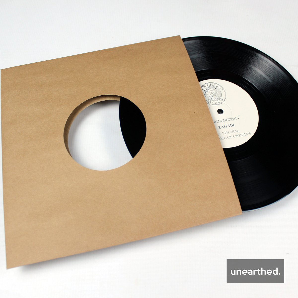 lioncharge's tweet photo. Out today ZAHABI

'7th Seal / Dance Of Obsidian'

available from all good vinyl vendors

limited edition 10" press - hand stamped https://t.co/N1qv3Hrz3Y