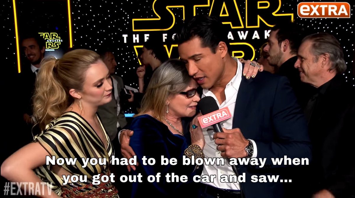 SlLENTPRINCESS's tweet photo. carrie fisher at the The Force Awakens premiere (2015) https://t.co/vemmaqJ6Lo