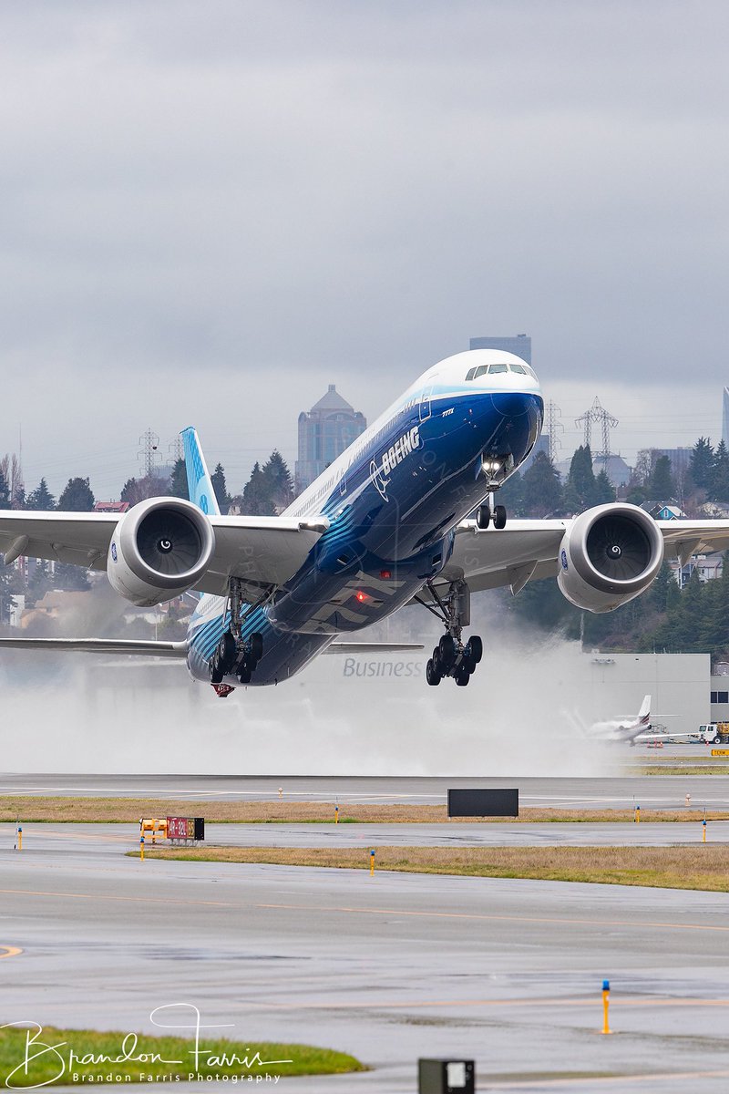 BDFphotography's tweet photo. For those wanting some phone background porn, got you covered right here, first one is #WH001 blasting off yesterday. Those photos coming shortly. The second one is #WH004. https://t.co/QqjtXfXZBk