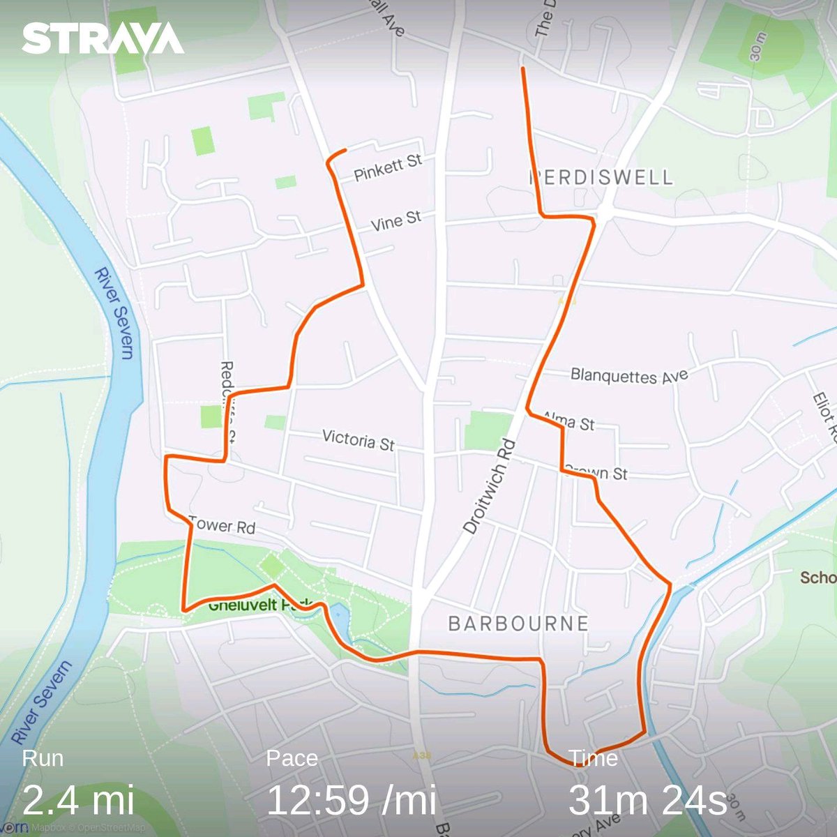 Daveb1408's tweet photo. Socially Distanced Walk/run with @davidge73218205 . Didnt realise how much I needed this until it was over. Good to talk/moan.  https://t.co/5S8mUUaDNg https://t.co/qiMCA3pvtN