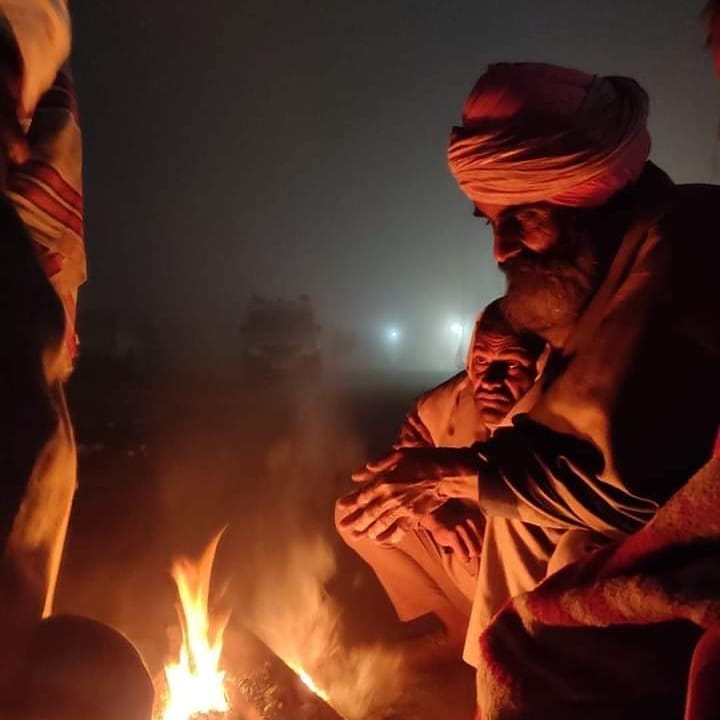 shajeersaji's tweet photo. We hear your Voices. 
We see your Tears.
We feel your Pain.
You are not Alone.
I stand with farmers 🙏
#FarmersProtests #WeStandWithFarmers #KisaanMajdoorEktaZindabaad https://t.co/mfAfDvLWuB