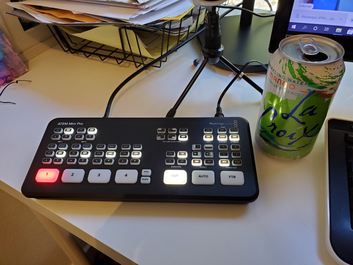 tomsmith585's tweet image. New addition to the streaming setup with thanks to @jasonhowell @mikahsargent @meganmorrone 

@Blackmagic_News #atemminipro