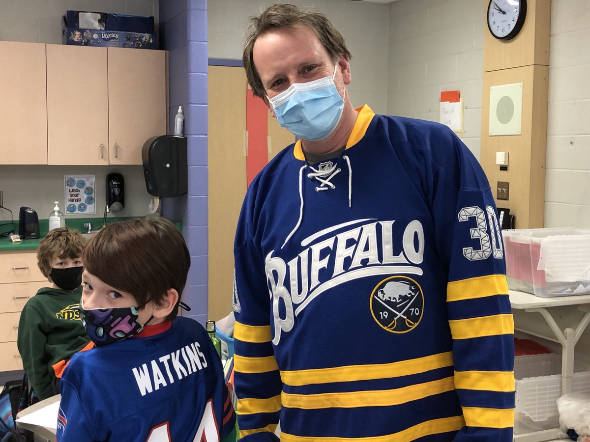 MonsignorO's tweet photo. Mr. Watkins is my teacher and my hero! Loving jersey day. #MODrules https://t.co/wzXnKpH1X2