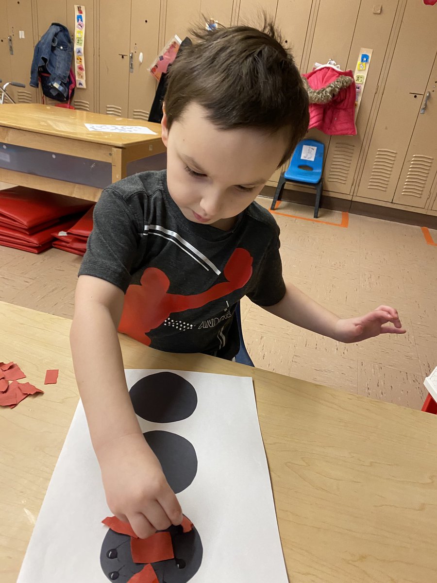 HELCPandas's tweet photo. This week, Room 144 has been learning about famous inventors, presidents, scientists, athletes, and activists for Black History Month.   We love to show our work!  #nwlsdgoesbeyond #prechoolblackhistorymonth. #gobeyond #helcpandas https://t.co/GFk6oYWgTn