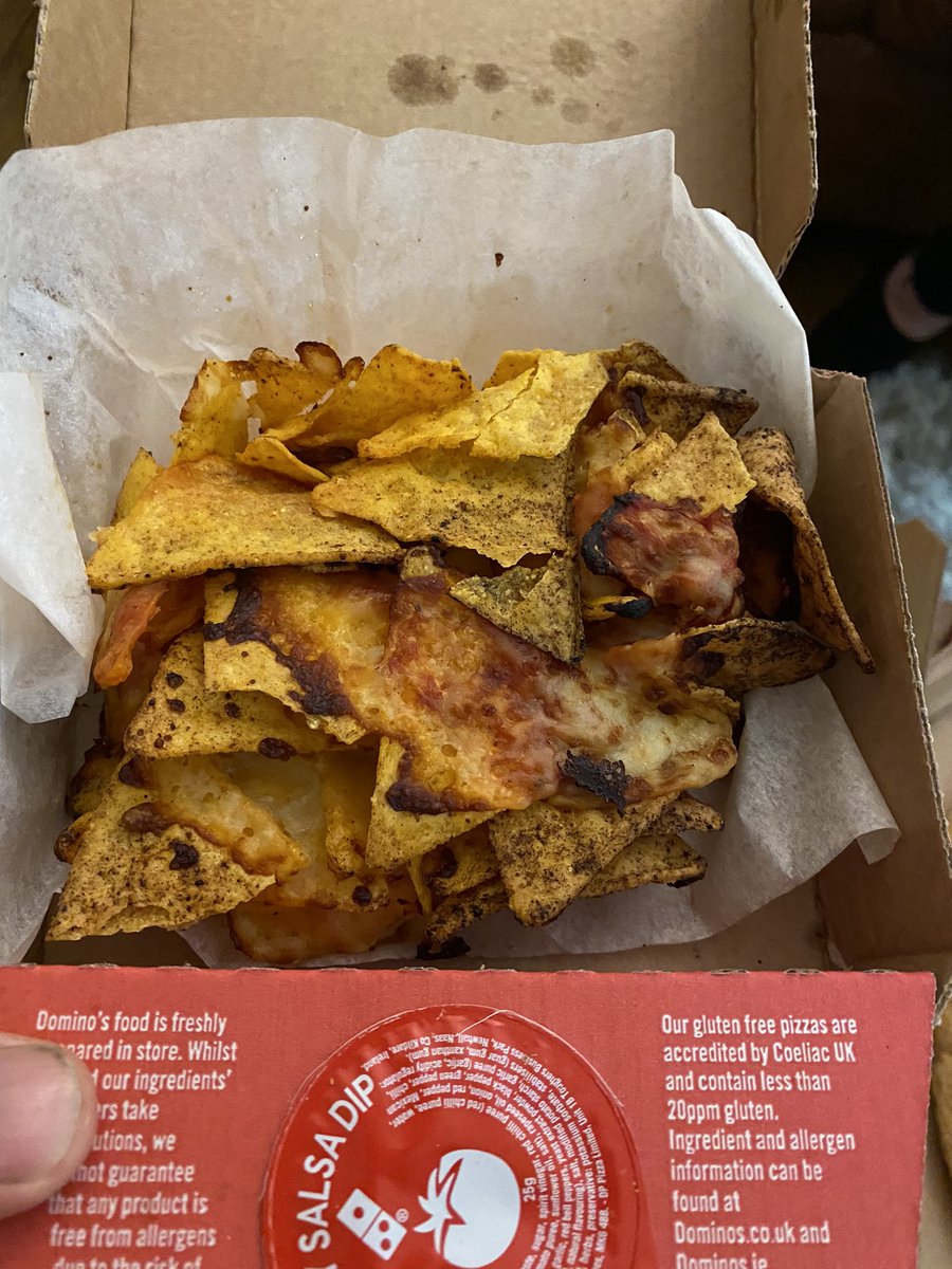 MGStill's tweet photo. @Dominos_UK  are you serious Sandhurst Berkshire to send these out with our Friday night pizza treat?😡 Burnt sides or what? https://t.co/spKLL1WrBJ