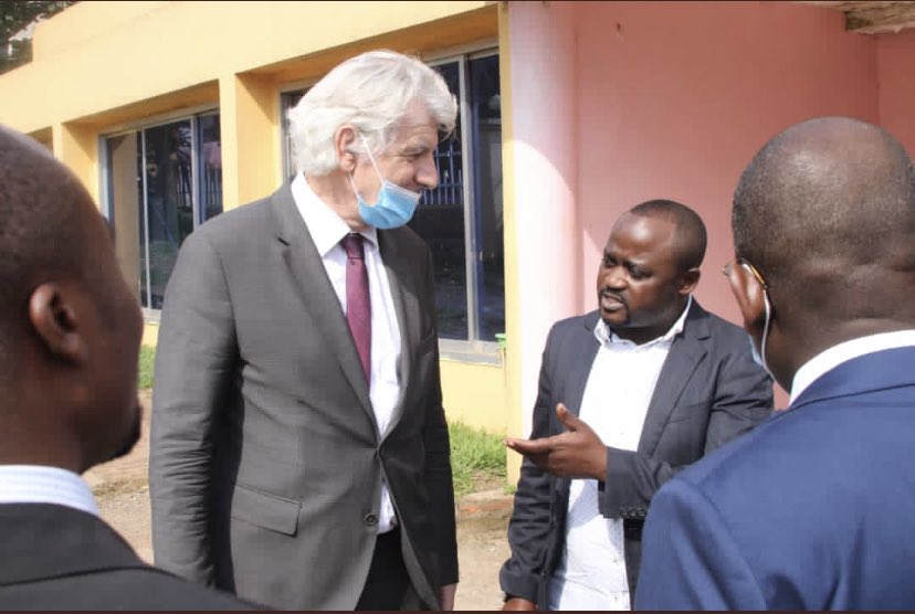 AmaniKamanda2's tweet photo. J’ai accordée une audience c jour au PR du club des investisseurs Mr #EmmanuelyLudovic d #croissancePeace conduit par la délégatº @KivuTechnology au siège d l’Assemblée prov. du #sudKivu.La constructº d’une Agence d’innovation du Kivu très nécessaire pr les #Jeunes entrepreneurs https://t.co/n2MITdPbe1