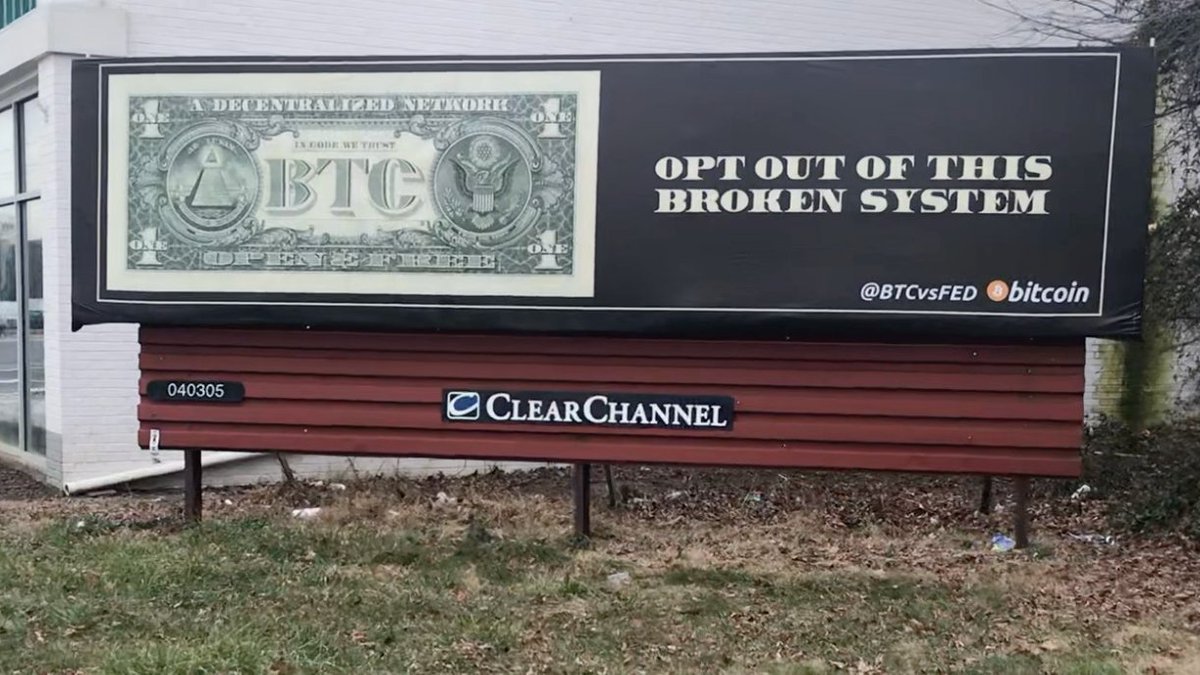 Bitcoin vs The Fed tweet media