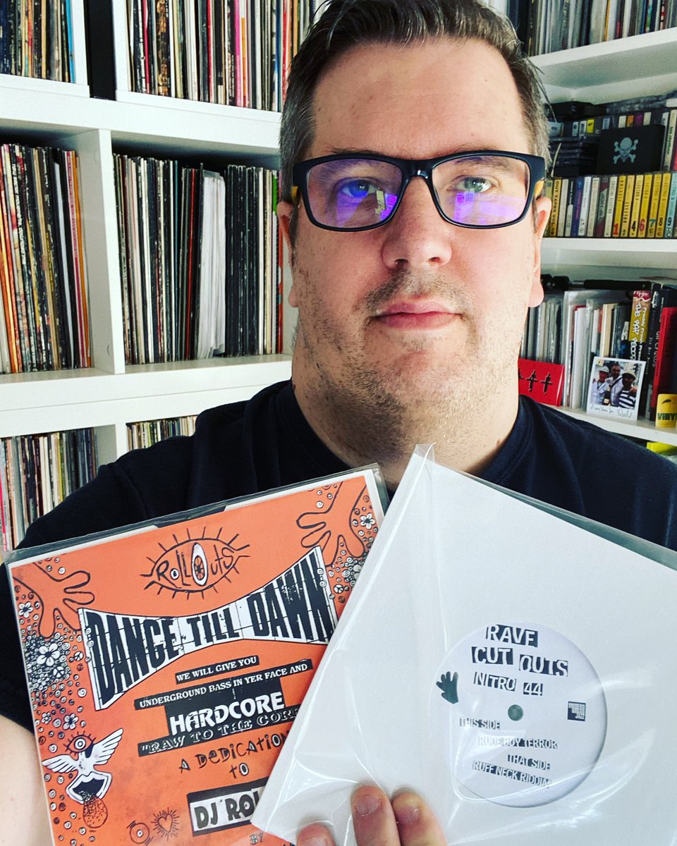 Just been uploaded - You can now here my guest mix along with 3 hours of “new but old” Arrrrdcore. 

Loads of brand new fire 🔥 including 7” pressure from <a href="/mjazzjustice/">Tony Justice</a> &amp; <a href="/scottmetro/">Scott London</a> 

mixcloud.com/DJ_BillyDaniel…