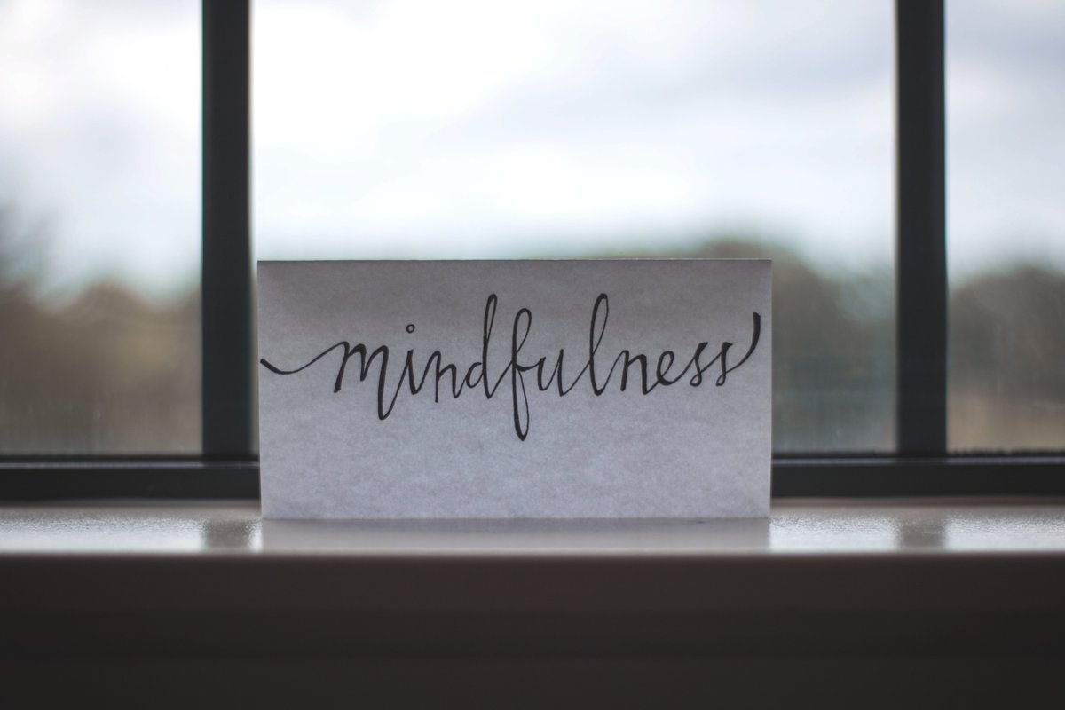 EvolveyogaFit's tweet photo. "Mindfulness and growth mindset drives our evolution faster and on right tracks.” ― Amit Ray

#mindfulness #gratitude #community #intention #encinitasyoga #encinitas #movebreatheevolve #yogaeverydamnday #yogainspiration #yoga #fitness #sandiegoyoga #movebreatheevolve #meditation https://t.co/TUfVJxhMeh