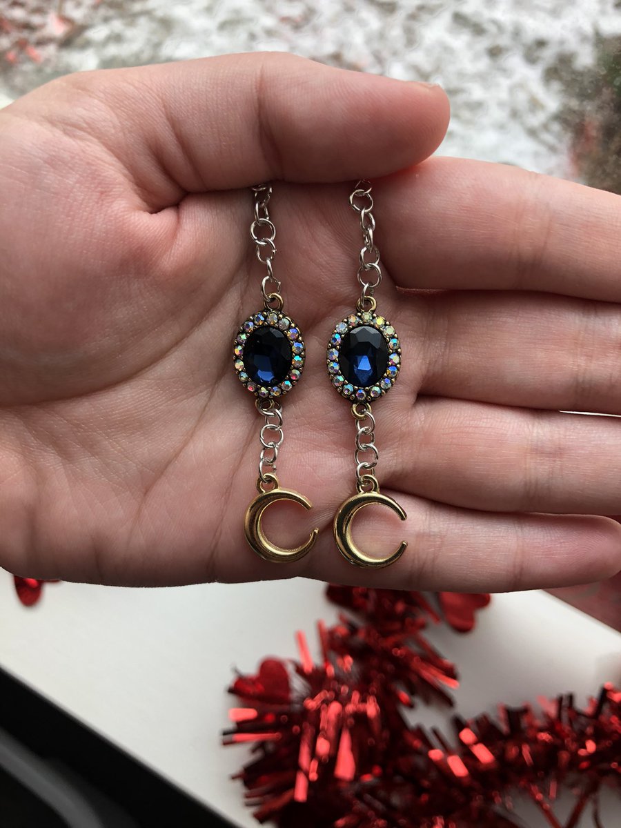 Blue Moon💙🌙✨
3 pairs available! etsy.me/2EZp9GV