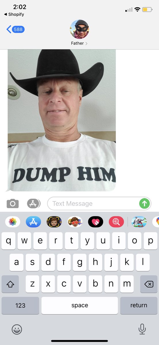 everyone stop what ur doing &amp; appreciate my dad’s new shirt thx