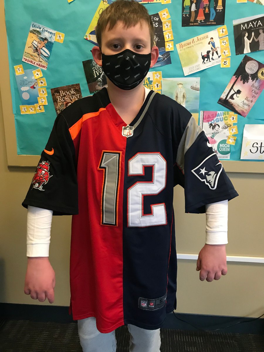 wheelerschool's tweet image. Excited for the big game? Our Hamilton 4th grade students wear their favorite sports jersey for a little fun this Friday. Throughout February / March, our 4th-grade students have themed "Fun Days," which go a long way in staying #SpiritStrong as we await spring! @HamFamProv