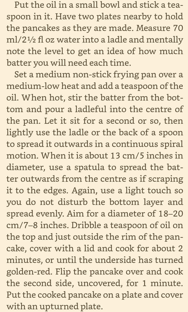 Day 4/14 of #14daysofpancakes and time for moong dal pancakes (🇮🇳), recipe from Madhur Jaffrey - with an intense green colour, and impressively detailed cooking instructions