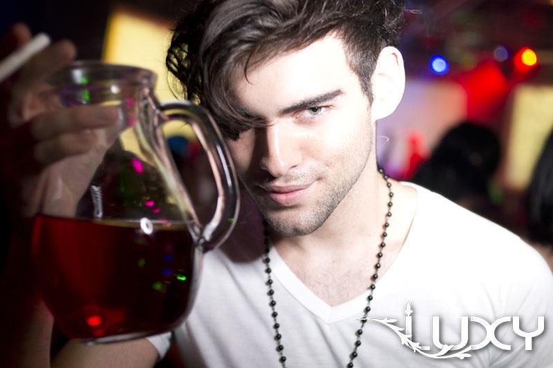 grapewinered's tweet image. 