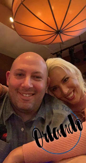 Enjoying my birthday in Florida with Cumartist Mike, Jenny Jizz and Juicy Jen https://t.co/2OKDf8MWW