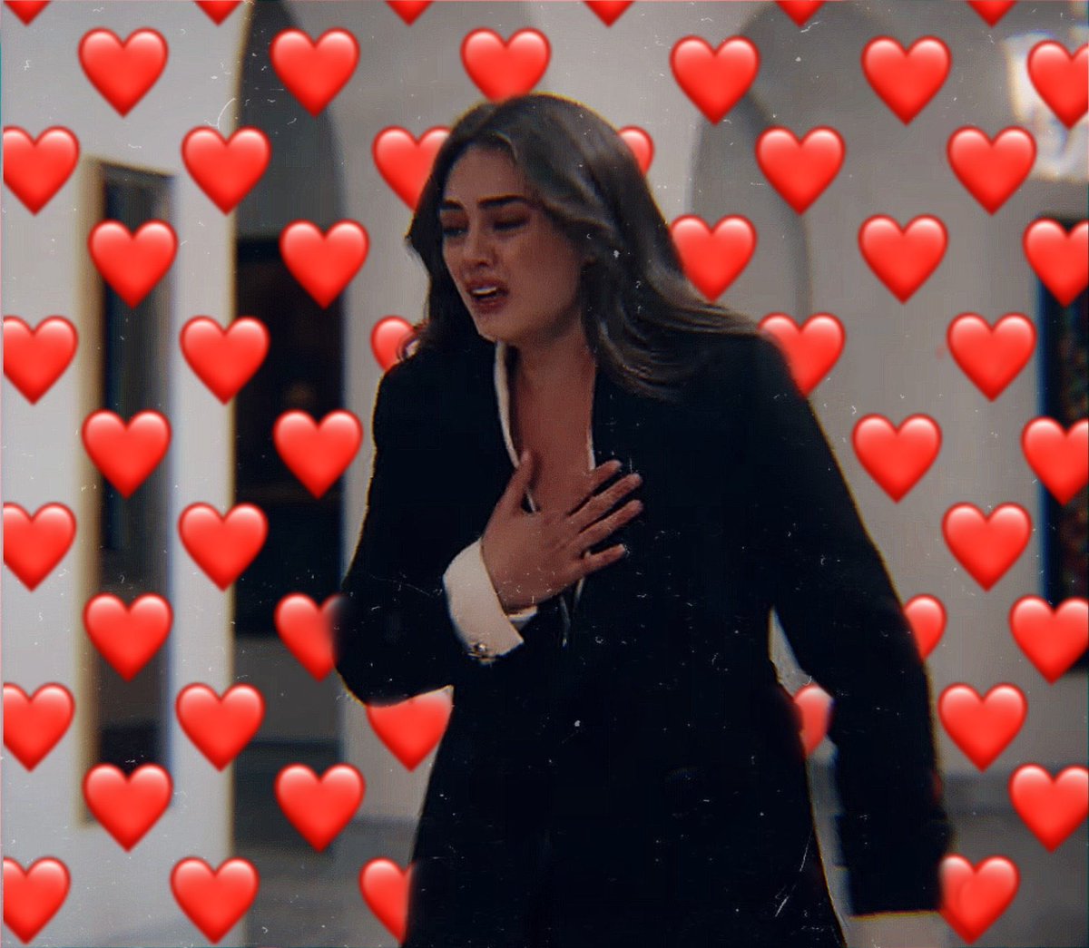Tol11Ay's tweet photo. im in lv with this scene omggg 😭😭♥️♥️♥️♥️♥️ #rambel #ramo #DayanKalbim https://t.co/xl0CyadB5B