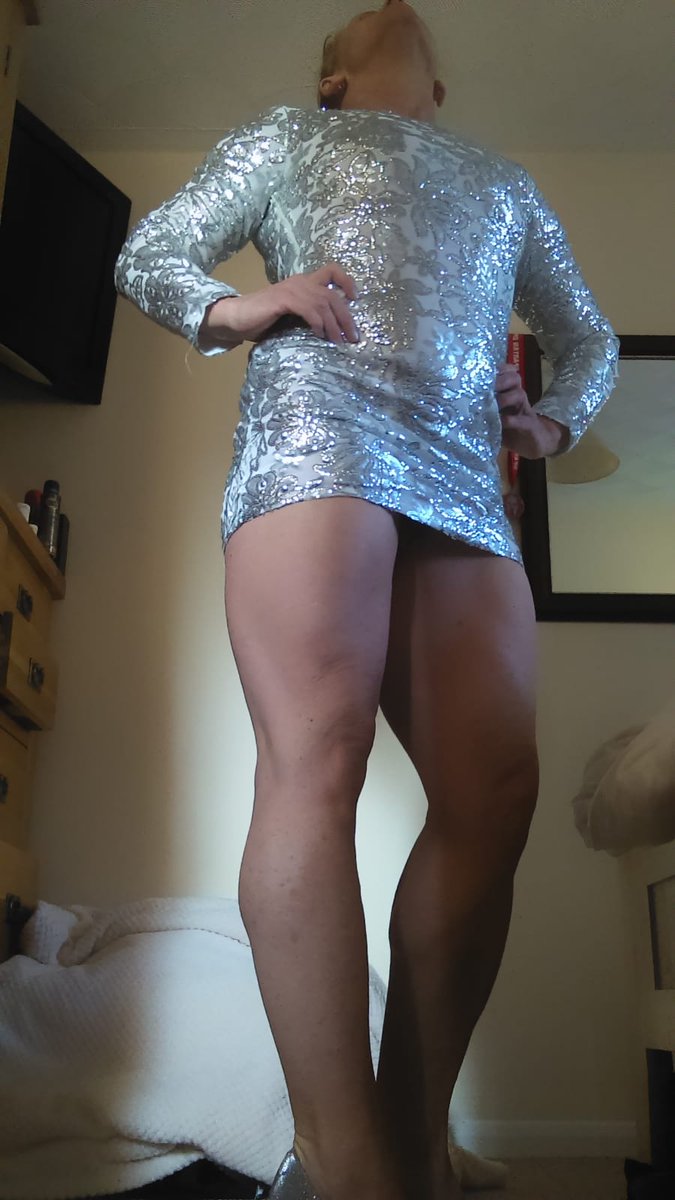 Juicyfit1's tweet photo. Dress tryouts xx
#girls 
#clitsize 
#fbb 
#piercedclit 
#slut 
#hotwife 
#cuckold_queen 
#bbclover https://t.co/SGQdrY49vG