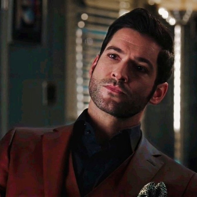 When you touch Tom Ellis A thread #TomEllis  #Lucifer