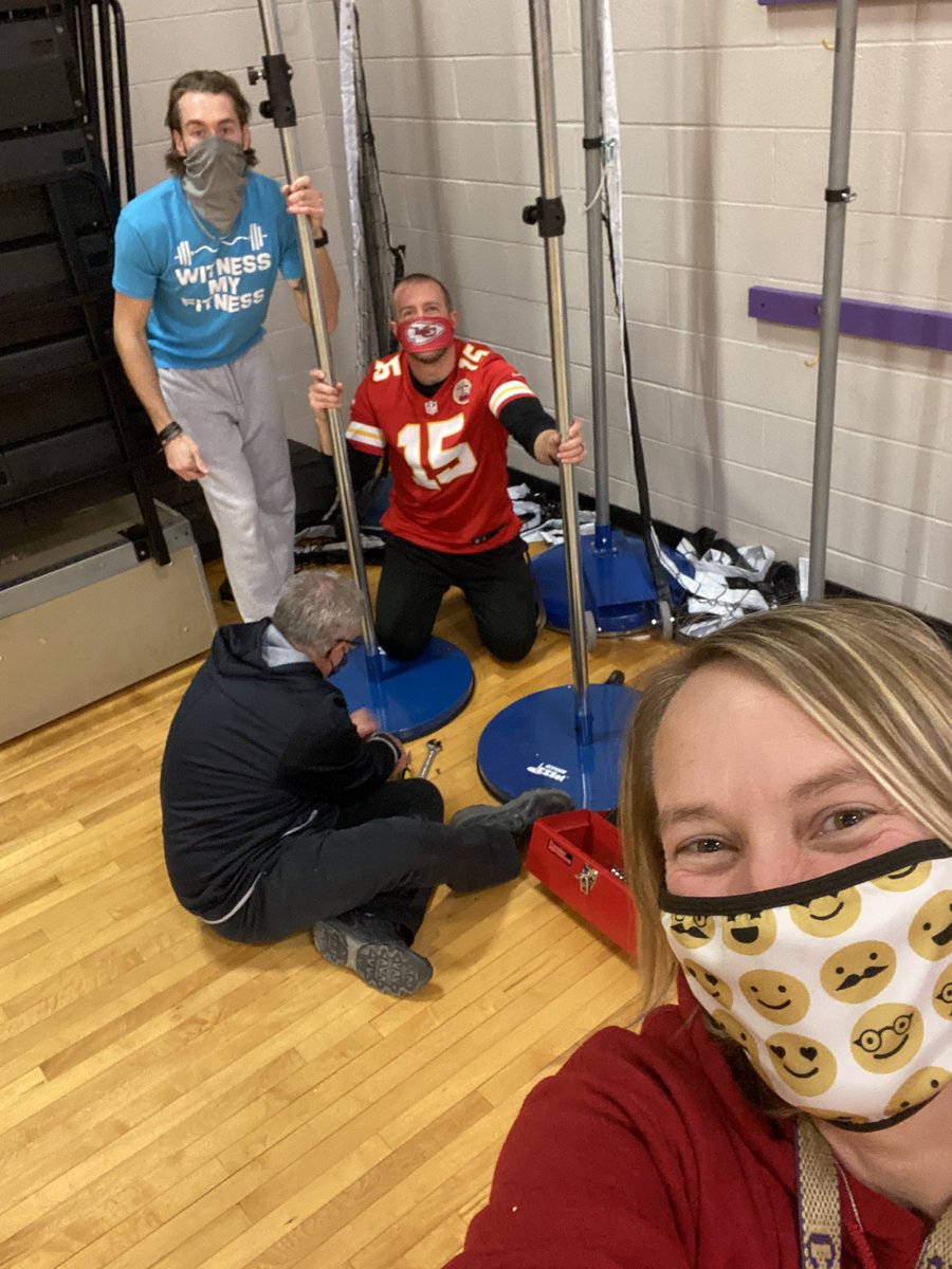 Coach_Saxe's tweet photo. Excited for our equipment delivery; #CellaWasInHealth! Ready to play some 4 court volleyball! #TMSPE #NewEquipMakesUsHappy https://t.co/6qcPIgCYEm