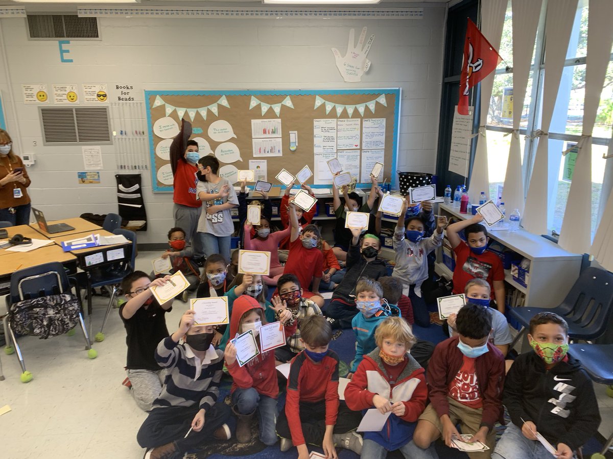 Congratulations to our 3rd grade students had perfect attendance, honor roll, and citizenship! Keep up the great work!! #DareToLead 🐬