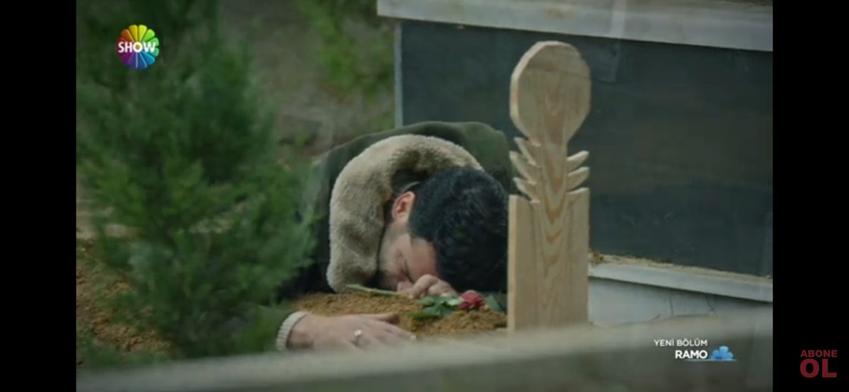 Tol11Ay's tweet photo. I CANT TAKE HIS PAIN MY HEART I KNOW SHE ISNT DEAD BUUT IM CRYIIING 😭😭😭😭😭😭😭💔💔💔💔 #DayanKalbim #ramo #rambel https://t.co/7pPDpo2bml