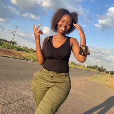 NMokhakala's tweet photo. #NewProfilePic https://t.co/72R3BKFIeB