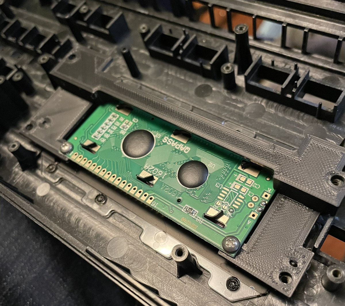 Hey my custom bracket fits? On the first try? If this works I’ll put the files/instructions out there so anyone else who wants to do this can save a few bucks and/or have a nicer mounting solution.