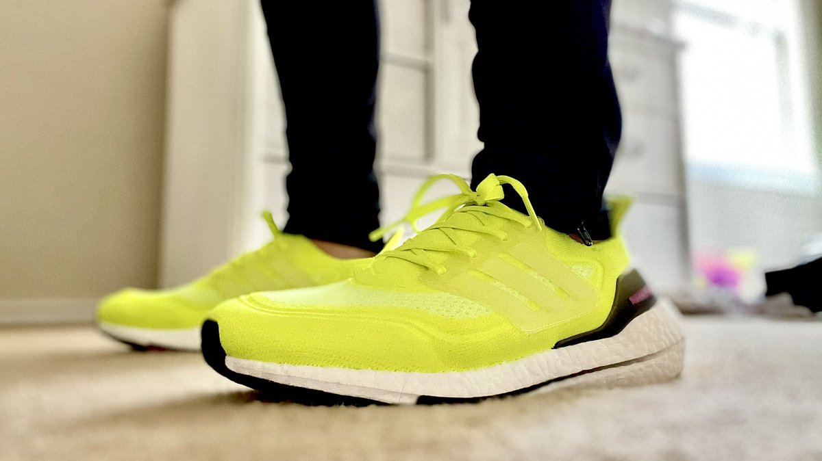 WESA_Mike's tweet photo. @adidasalerts #UltraBOOST21 #solaryellow https://t.co/6KJzNASex7