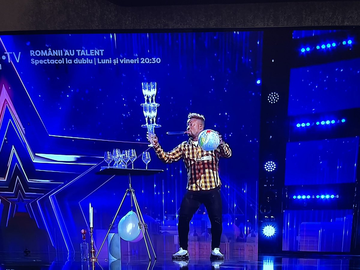 PavelBartosh's tweet photo. Dincolo de cuvinte! #BackStageBoys #RomaniiAuTalent https://t.co/Jdl0UiUGWX