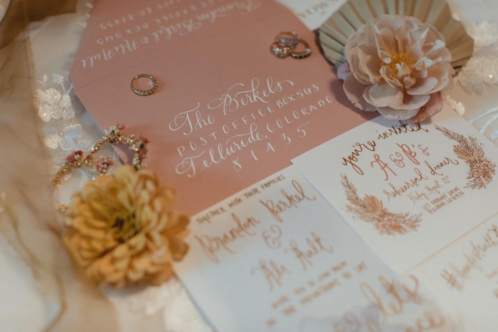 Telluride Weddings tweet media