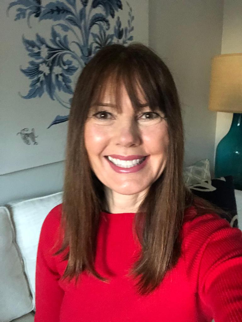 Today is #WearRedDay <a href="/American_Heart/">American Heart Association</a> I’m wearing red to raise awareness against heart disease and stroke. Join us in fighting the No. 1 killer of women. Together, let’s save more women: spr.ly/6014Hea4y #LiveFierceGoRed #HeartMonth #GoRedForWomen #WearRedAndGive