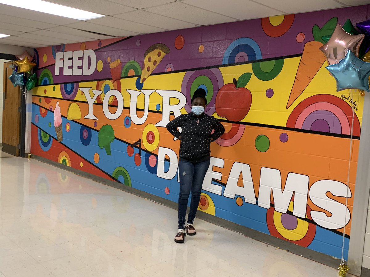 Amy Davis 📚 tweet media