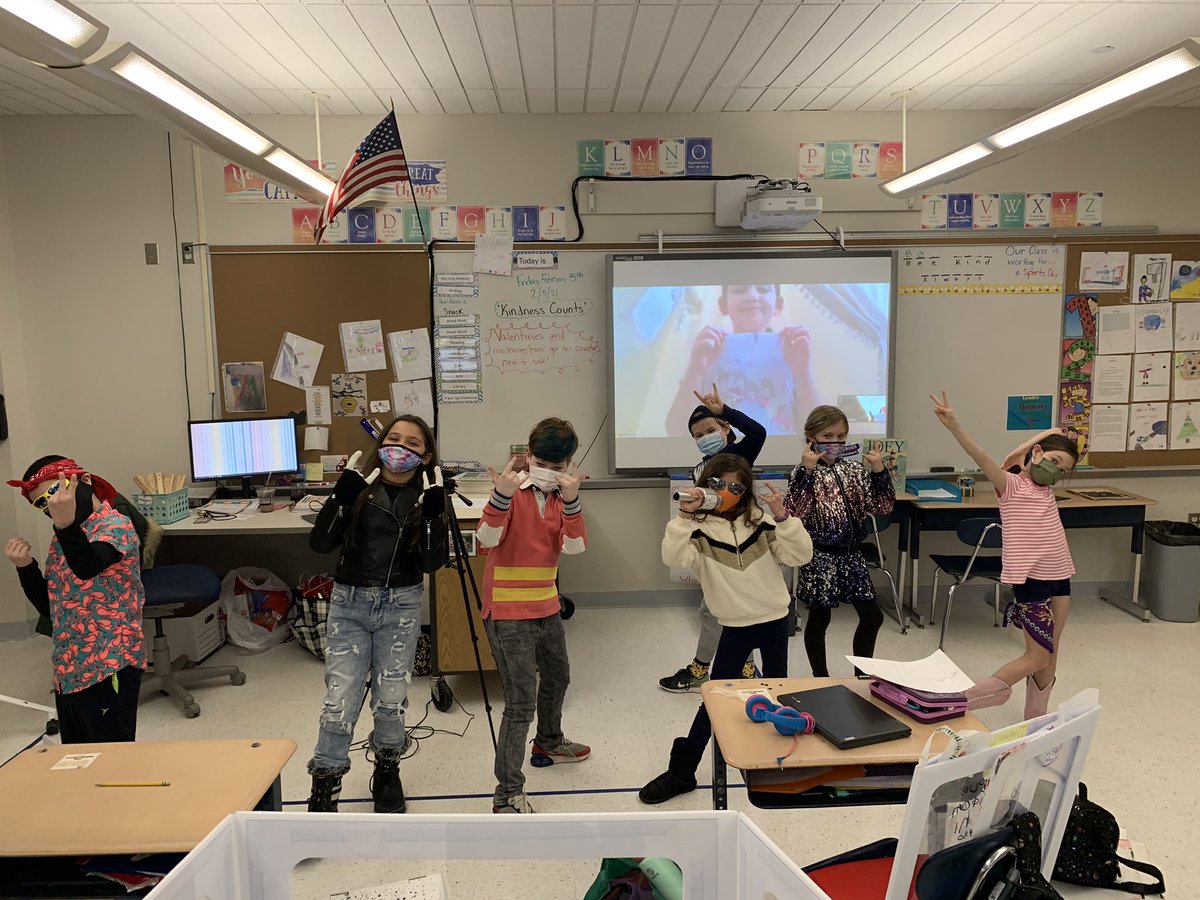 Our rockstars today! #readingrocks #cidermill